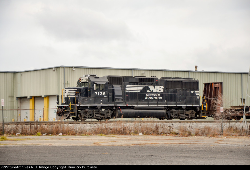 NS GP60 Locomotive making moves in the yard